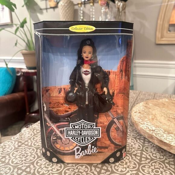 Harley Davidson x Mattel 1998 Collector’s Edition Vintage Rider Barbie NEW - Picture 1 of 7